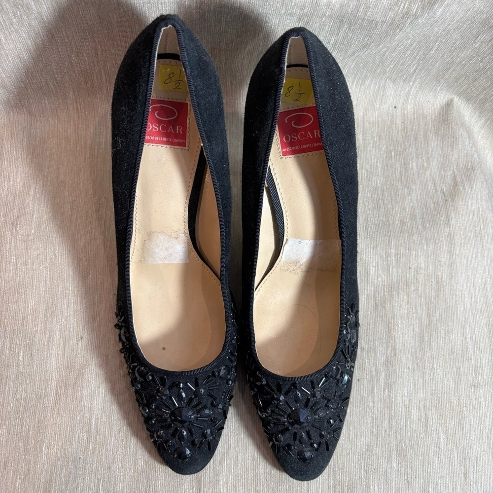 OSCAR DE LA RENTA Sz 8.5 Beaded Toe Cap  Classic Festive Pump Designer Shoes - Picture 3 of 10
